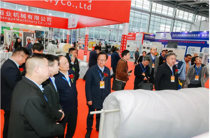 2025南通紡織機械及縫制設備展會助力南通高端家紡、服裝行業(yè)從“織造”到“智造”